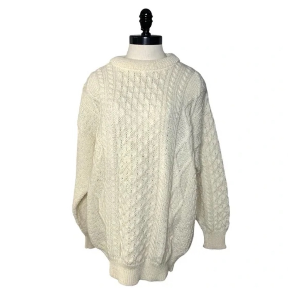 ARAN CRAFT Cozy Cable Knit Sweater in Cream